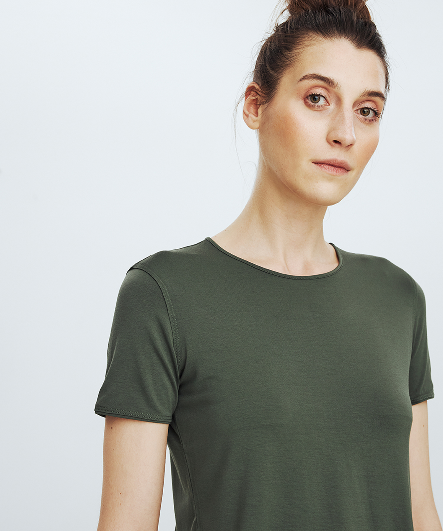Khaki Classic T - Shirt no.1002