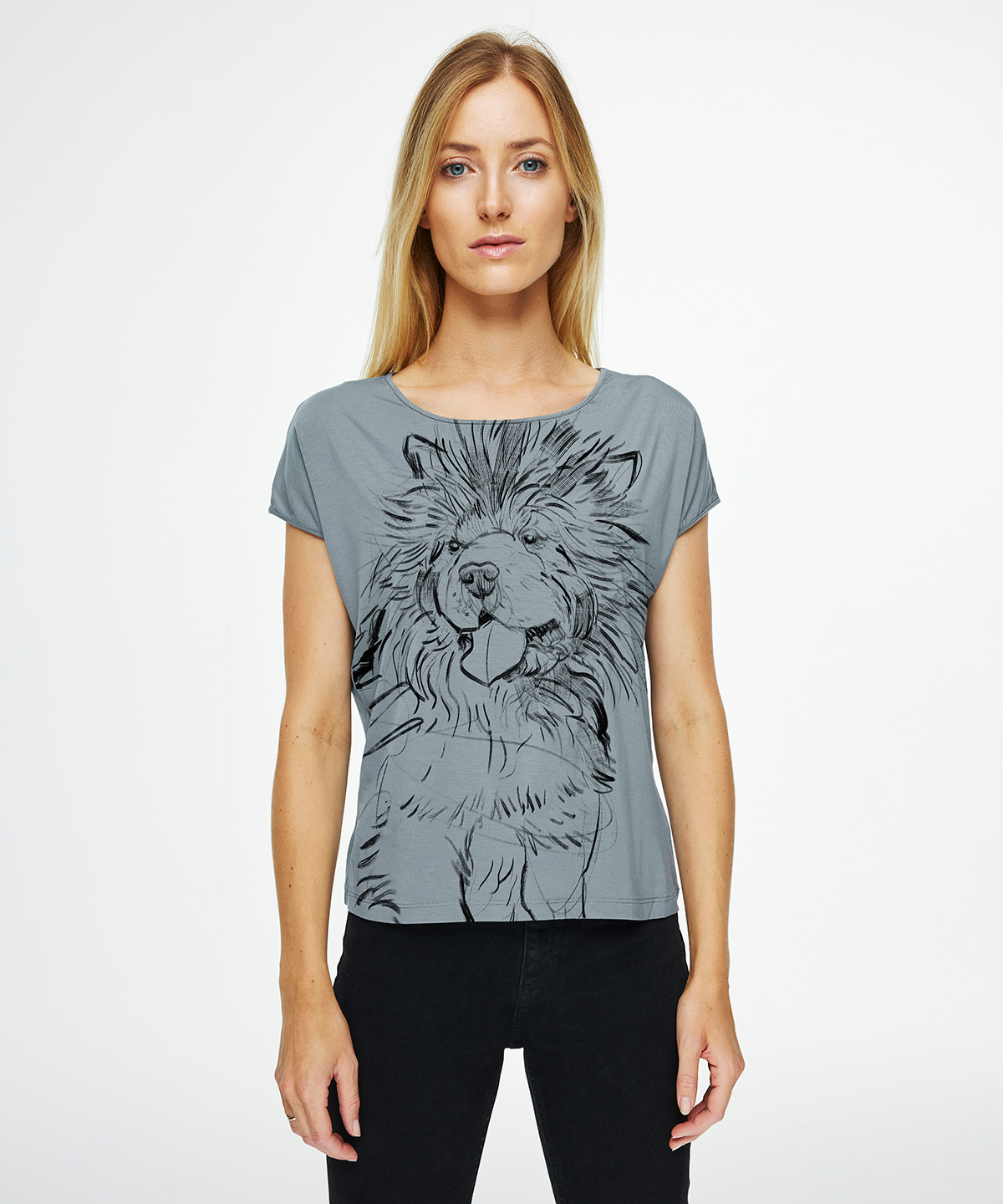 Chow Chow storm cloud t-shirt woman