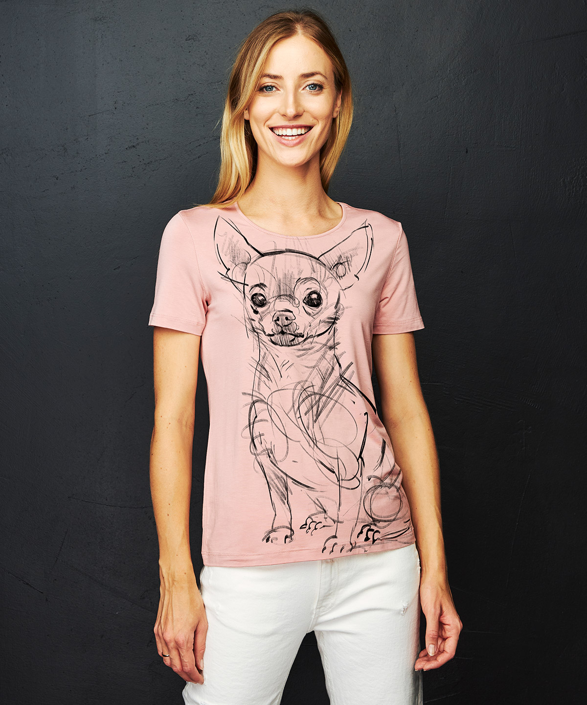 Chihuahua light pink t-shirt woman