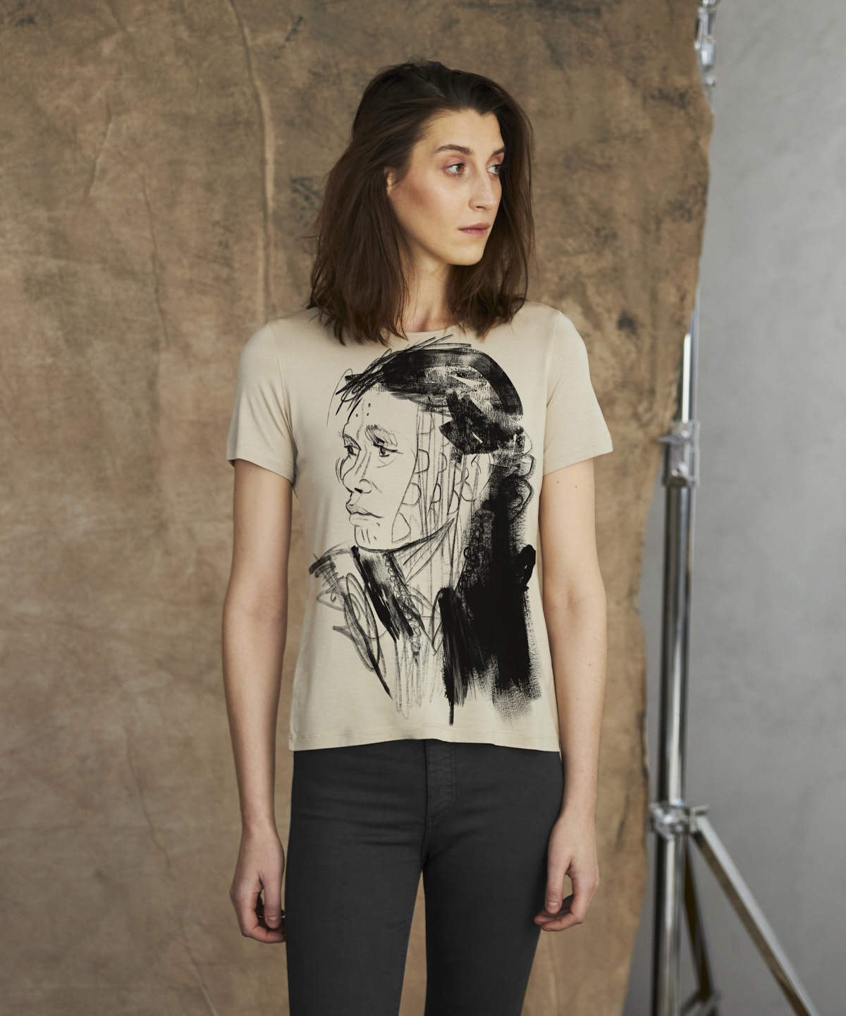 Chin portrait woman hummus
