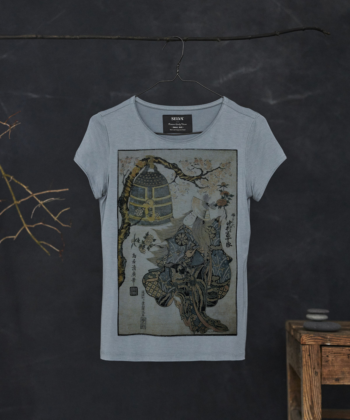 Torii Kiyohiro no.61 storm cloud t-shirt woman