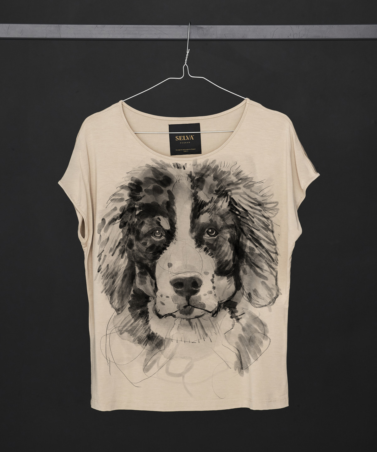 Bernese Mountain Dog no.2 hummus t-shirt woman