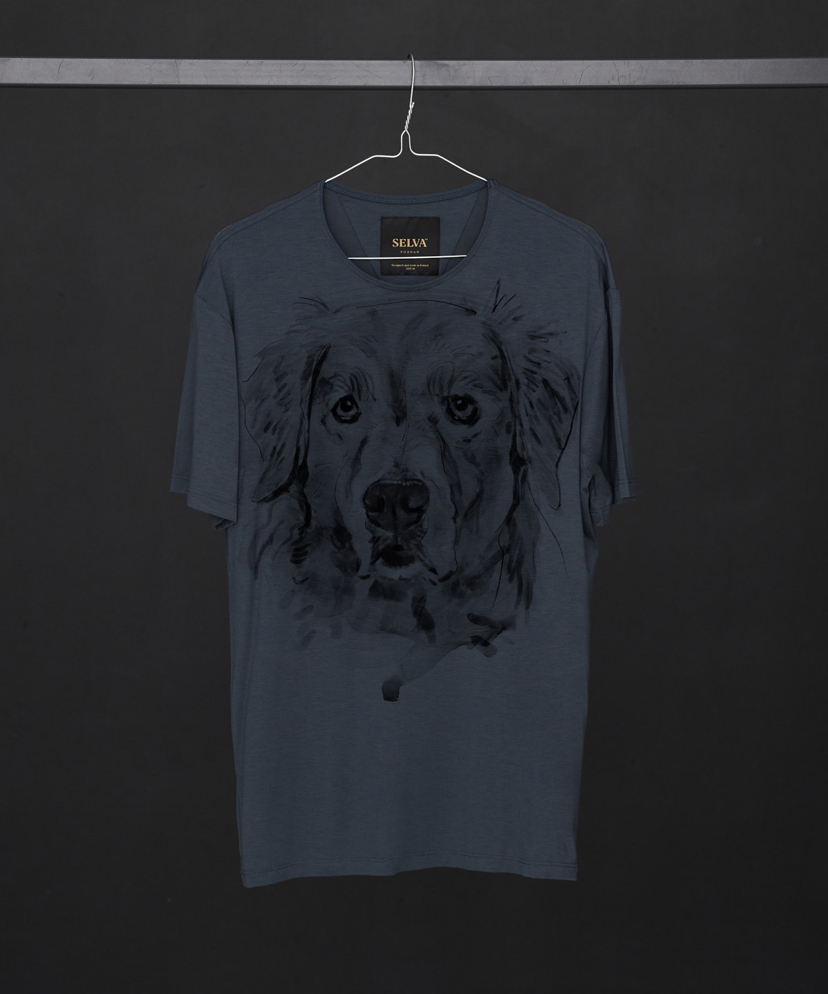 Golden Retriever dark cool gray t-shirt MAN