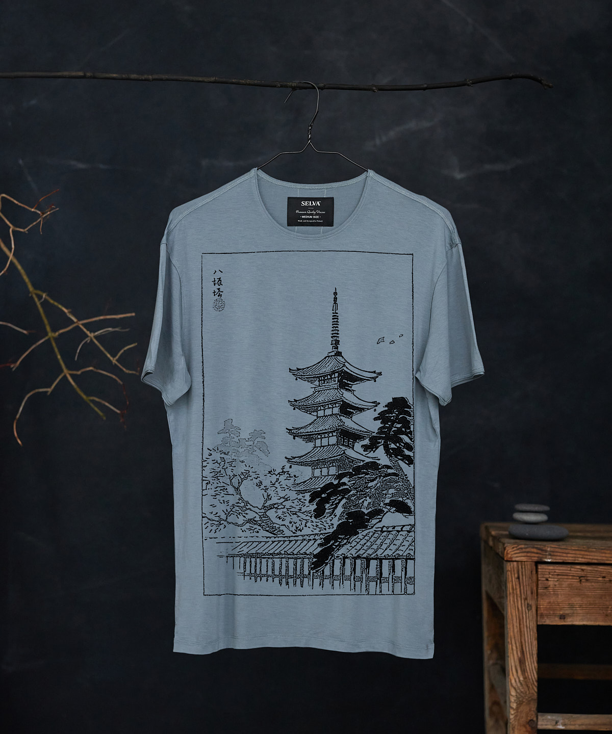 Unknown artist no.1031 storm cloud t-shirt man